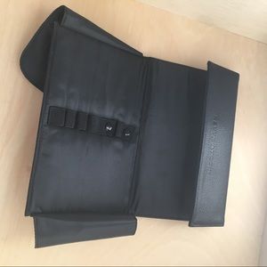 Kevyn Aucoin travel brush set clutch only